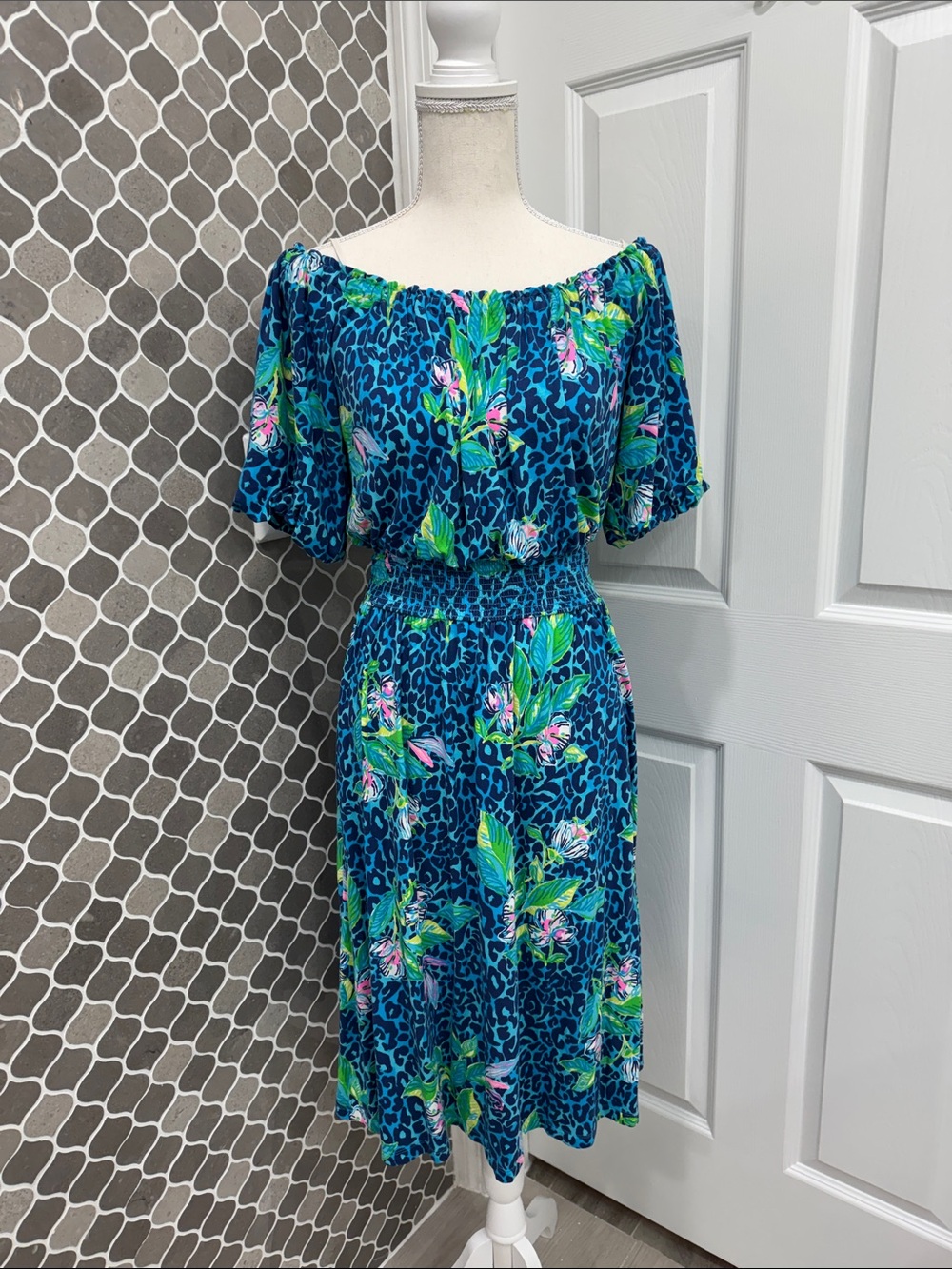 Lilly Pulitzer Blue & Green Tropical Off-Shoulder Midi Dress